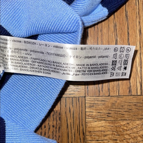 Zara Navy and Light Blue Striped Knit Crop Top Sweater M Medium NWT - Picture 8 of 10